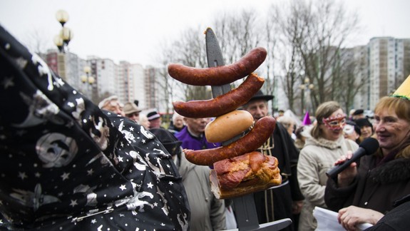 Dúbravka oživuje tradíciu fašiangov: Ulicami pôjde sprievod hasičov