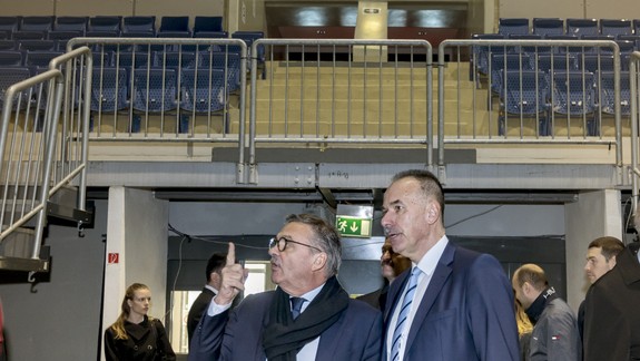 René Fasel si pozrel náš hokejový štadión. Ako ho hodnotí?