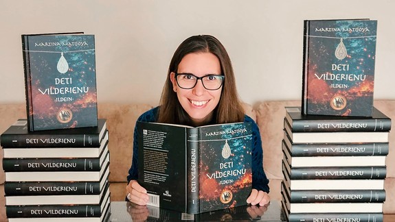 Nový slovenský fantasy príbeh vás vtiahne do sveta plného intríg, odvahy a tajomstiev