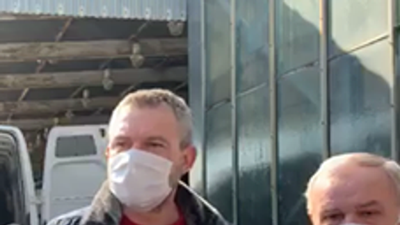 Koronavírus má potvrdených ďalších 12 ľudí: Viedenské letisko obmedzí prevádzku