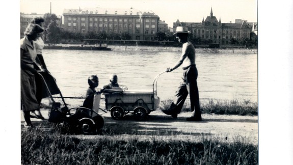 AJ TAKÁ BOLA BRATISLAVA: Spoznáte tohto otecka?