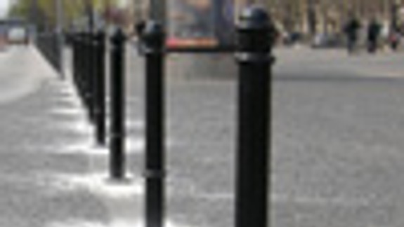 Na námestí prestali osádzať stĺpiky  