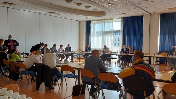 Koronavírus: Krajčí zvolal na popoludnie pandemickú komisiu, avizuje rázne opatrenia