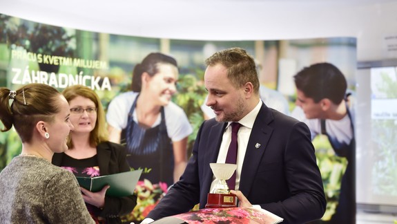 Duálne vzdelávanie na odborných školách bude podľa BSK dostupnejšie a atraktívnejšie