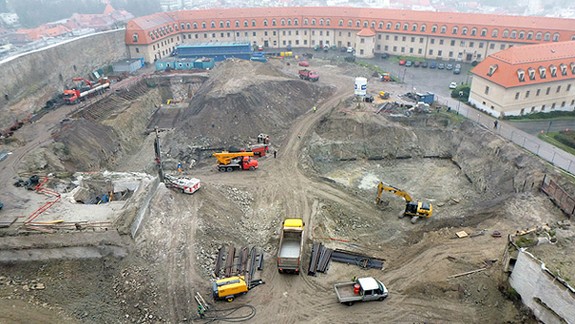 Garáže na Hrade nie sú problémom