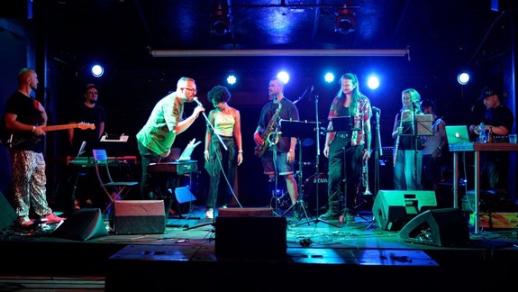 V DK Zrkadlový háj ožije fúzia jazzu a hip-hopu, projekt Genéza vystúpi s kompletnou zostavou