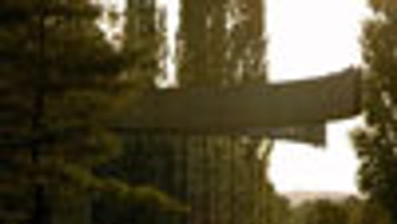 Mesto nezverí Ružinovu pozemky pod parkom