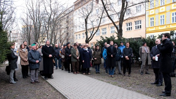 FOTO: V Bratislave si uctili pietnou spomienkou obete komunistického režimu
