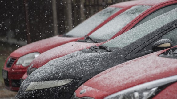 Polícia vyzýva vodičov na zvýšenú opatrnosť v Bratislave a okolí