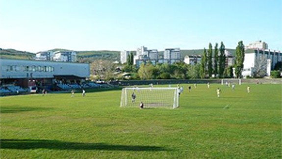 Juniori Slovana nepostúpili, Račania áno