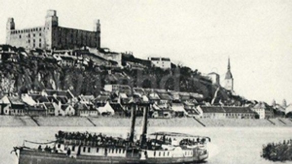 Niektoré slečny mali povinné denné kúpanie