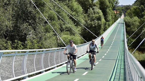 V sobotu sa koná Deň európskej spolupráce: Vystúpi Sima Martausová či Polemic