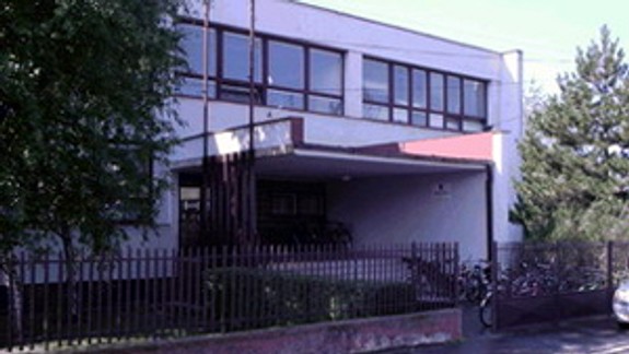 Školy v Jarovciach odkanalizujú a budovy zateplia