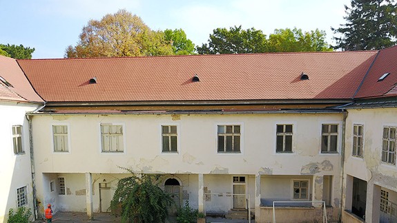 Dobrá správa: Kaštieľ v Malinove bude mať čoskoro opravenú strechu