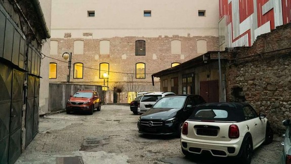 Zanedbané drobné námestie v Starom Meste sa má premeniť na novú oddychovú zónu