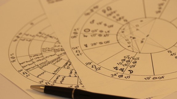 Viete, že aj faraón Ramzes veril na horoskopy?