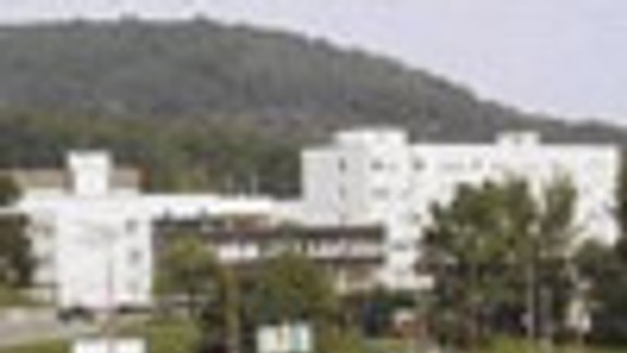 Cyklotrónové centrum nedokončia v termíne