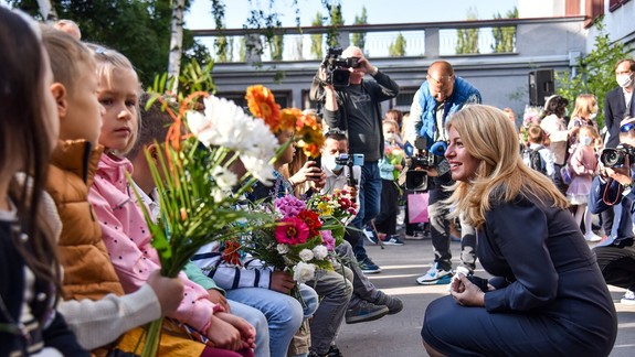 Prezidentka otvárala školský rok na ZŠ Dubová a poukázala pritom na klimatické zmeny