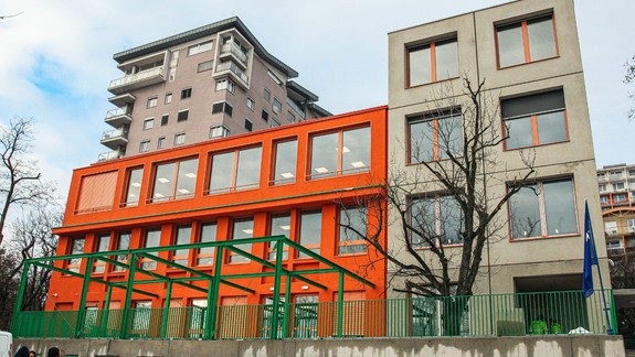 Moderný pavilón základnej školy na Cádrovej je dokončený. Žiaci ho budú využívať od septembra 2024