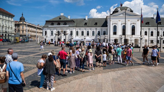 Prezidentský palác aj budova parlamentu otvoria svoje brány verejnosti, vstup je voľný