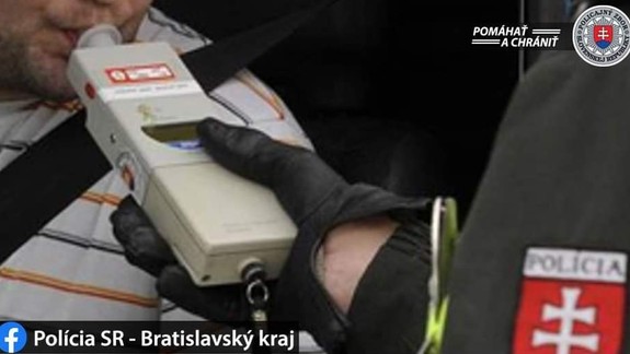 Nehoda na D1: Vodič nafúkal viac ako jedno promile