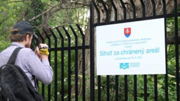 Mestskí poslanci chcú vyhnať poľovníkov z ostrova Sihoť