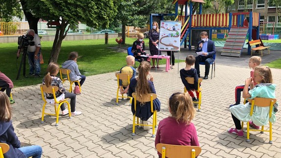 V Ružinove uzatvorili MŠ na Haburskej ulici - jedno z detí bolo pozitívne testované na COVID-19