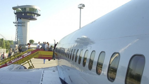 Vajnorčania sa sťažujú na hlučné lietadlá