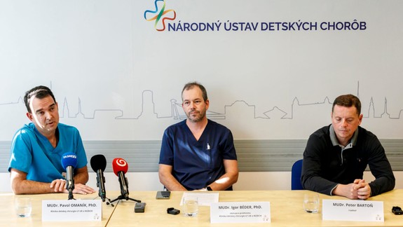 Univerzitná nemocnica ani Národný ústav detských chorôb zatiaľ neevidujú výpovede zdravotníkov