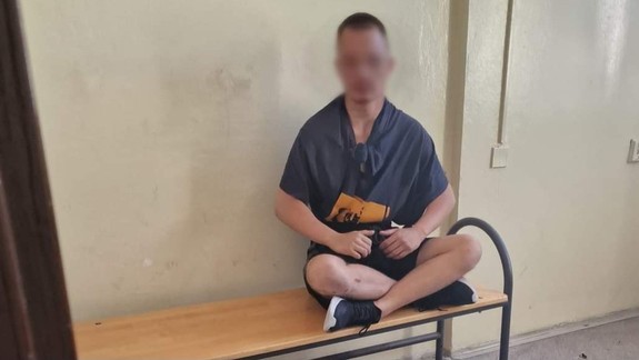 Rakúsky recidivista najskôr päsťami napadol vlakvedúcu, potom sa v Podunajských Biskupiciach pustil i do policajtov