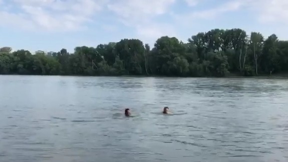 VIDEO Fico v Dunaji: Do vody namiesto psa zobral eurokomisára