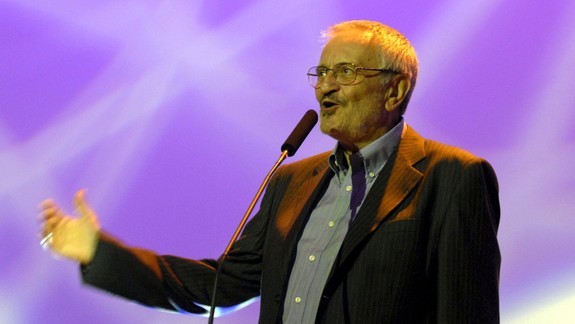 VIDEO: Najznámejšie piesne Milana Lasicu: Za dedinou, Skôr než odídeš, Bolo nás jedenásť a iné