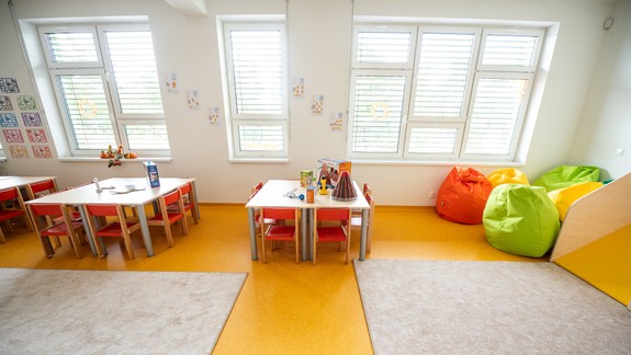 Ministerstvo školstva chce zaviesť povinné prijímanie detí do škôlok od štyroch a neskôr od troch rokov