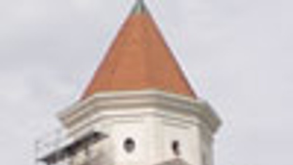 Farba fasády hradného paláca sa zmení