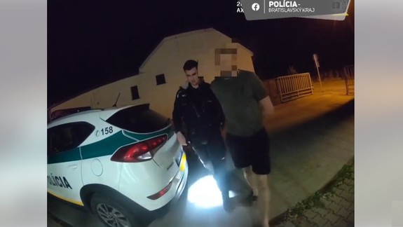 Dráma na čerpacej stanici: Agresívny muž napádal ľudí železnou tyčou