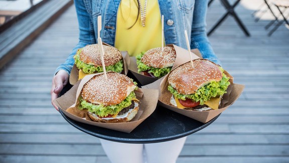 Máte radi burger či pivo?  Beer & Burger Fest začína už tento piatok