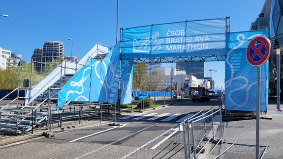 Počas víkendu rátajte v Bratislave pre maratón s viacerými dopravnými obmedzeniami