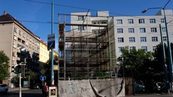 Súsošie sv. Floriána chýba pred kostolom 6 rokov