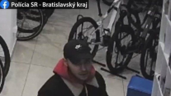 V predajni bicyklov bola pre tohto mladého muža najväčším lákadlom nestrážená pokladňa - koľko si z nej odniesol?
