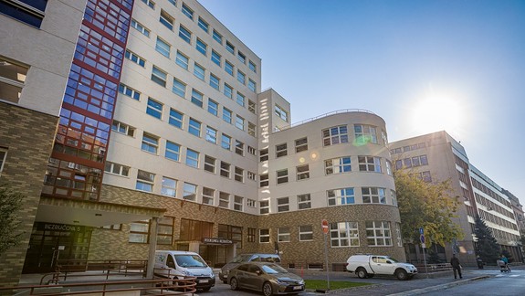 Skrátenie čakacích lehôt u špecialistu: Už na jar sa otvárajú ambulancie v Poliklinike Bezručova