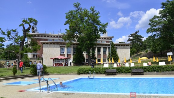 Dožijeme sa otvorenia Mičurina? Aktivisti majú obavy o lukratívny areál na hradnom kopci