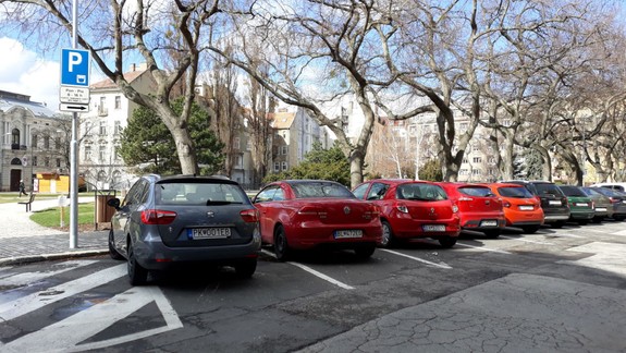 Návrh parkovacej politiky: Poznáme sumy, aké zaplatia Bratislavčania a aké cezpoľní!