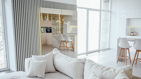 Jednoduché zariadenie bytu, ktoré zvýrazní váš bezchybný vkus a komfort