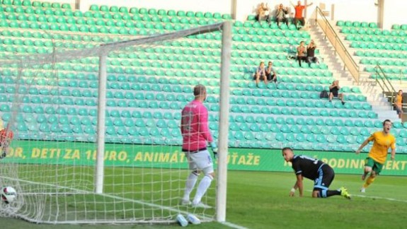 Futbalisti Slovana nestačili na Žilinu a prehrali 3:0