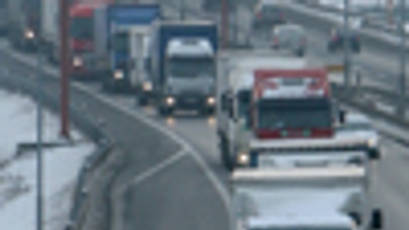 Frešo chce chrániť cesty II. a III. triedy pred kamiónmi