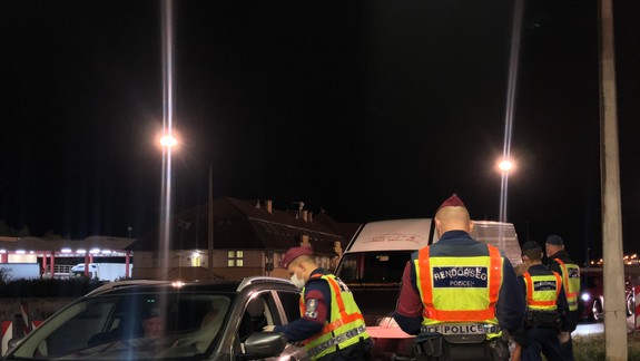 V piatok vás môžu skontrolovať na hraniciach s našimi susedmi: Kontroly súvisia s protipandemickými opatreniami