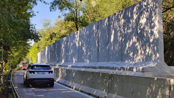 Devínsku cestu čaká uzávera, mesto začne s odstraňovaním zosunutého brala