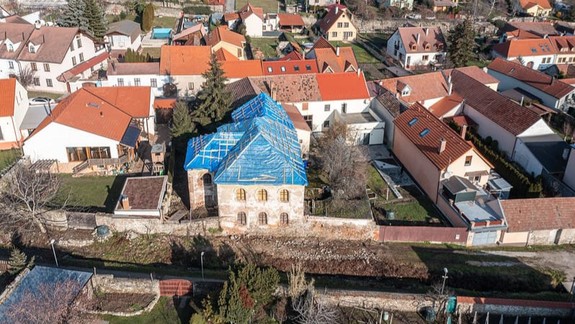 Svätý Jur chce vybudovať terminál so záchytným parkoviskom, má ísť o reprezentatívne priestory s čakárňou a zázemím