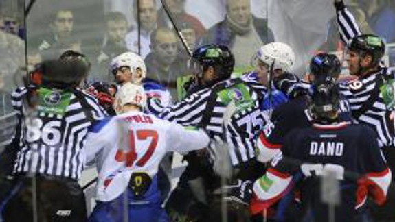 KHL: Hokejisti Slovana Bratislava zdolali Lev Praha 2:1