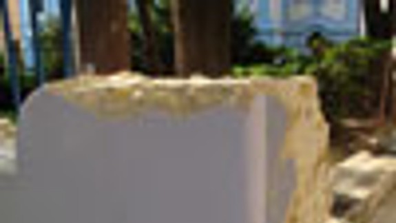 Pamiatkari zastavili opravu múra kostola